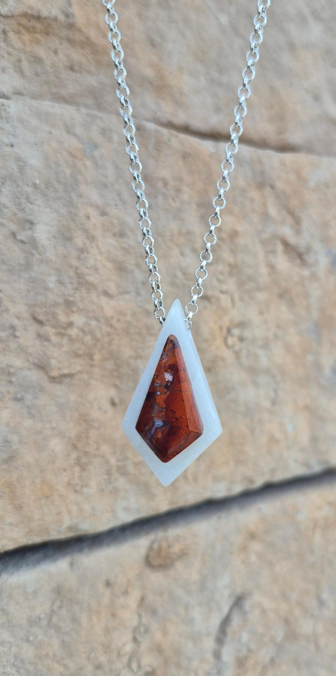 Kite-shaped pendant brown on white base art deco inspired